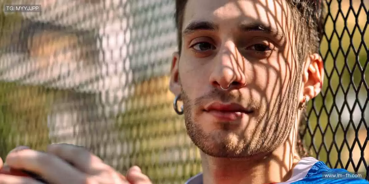 「运动装备黑科技，让你的每一步都更专业！🛡️点击选购，开启高效训练！」